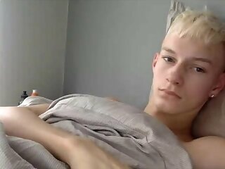 Cute blonde cumming on his bed cam boys porn