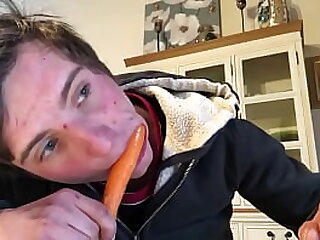 Blowjob with carrot second part