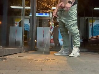 Pissing and jerking off in german train station
