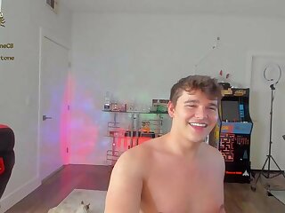 I love his body type (I love his pubes too).