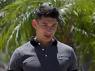 First time I try a black cock and it breaks my ass