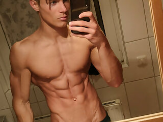 362 Sexy Young Jock Leo Stuke xleox  onlyfans porn