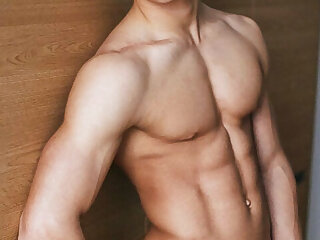 425 Sexy Young Jock Leo Stuke xleox  onlyfans porn