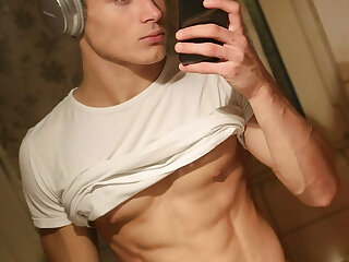 300 Sexy Young Jock Leo Stuke xleox  onlyfans porn