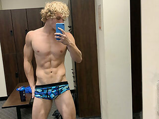 148  Curly Haired jock  Owen Lindberg sunshinesmile99 onlyfans porn