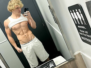 73  Curly Haired jock  Owen Lindberg sunshinesmile99 onlyfans porn