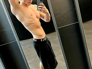 72  Curly Haired jock  Owen Lindberg sunshinesmile99 onlyfans porn