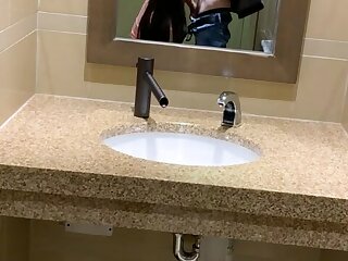 83 Tiktok Jock Logan Wall loganwall Onlyfans leaked