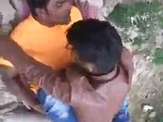 Desi Guy Fuck in Public