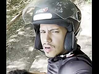 o moto boy me comeu no mato