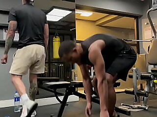 botei o meu parceiro de treino pra me pagar um boquetao