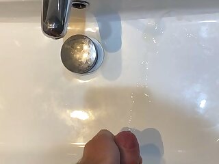 Hot european cum shot in the sink