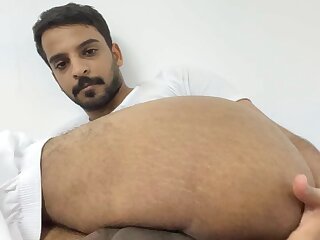 Exposed HamoDzi Arab