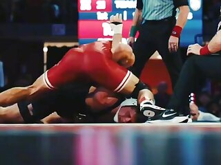 Watch this hot wrestler jock during a match. @huskerwrestling