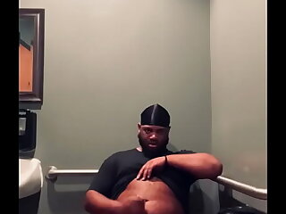 DadBodGod88 watch me be naughty at work