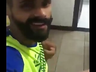 Puta dando de calcinha