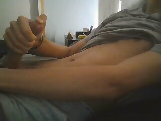 Vid of me jerking for my pervy daddies feel free to request and comment what you want me to do i have very large limits