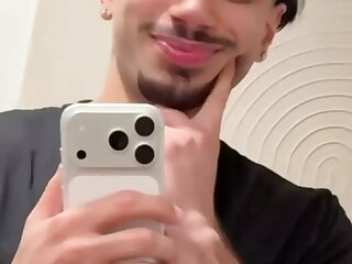 MESSY PERSIAN TIKTOKER HAS THE AUDACITY TO SHOW OFF HIS LIL ASS DICK