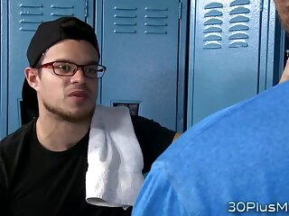 Gay stud eating asshole