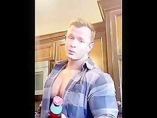 Carter Sporting Hairy Megapecs