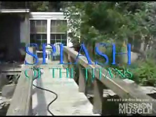 Muscle Guys Flexing Nude