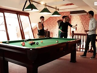 Harry Vakker, Sam Williams & Yuri Adamov