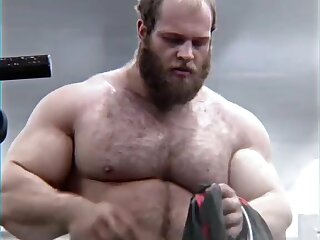 Hug Russian Powerlifter - ThisVid.com